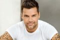 Ricky Martin , icona gay, presenta il nuovo disco "Cantalo"!